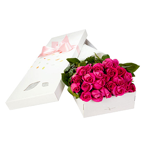 Trandafiri roz la cutie